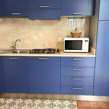 Orsola Apartments Favignana Zimmer foto