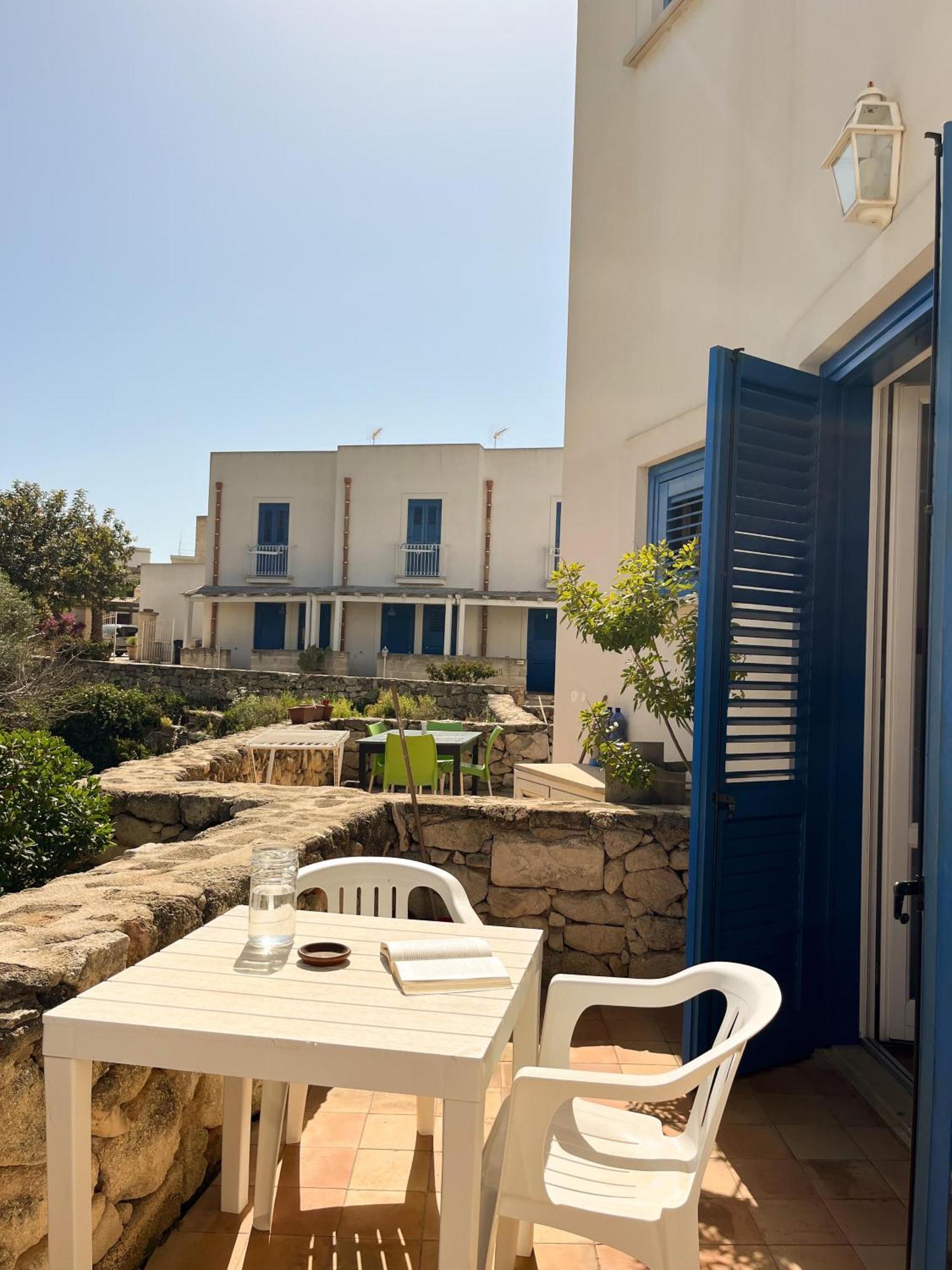 Orsola Apartments Favignana Zimmer foto