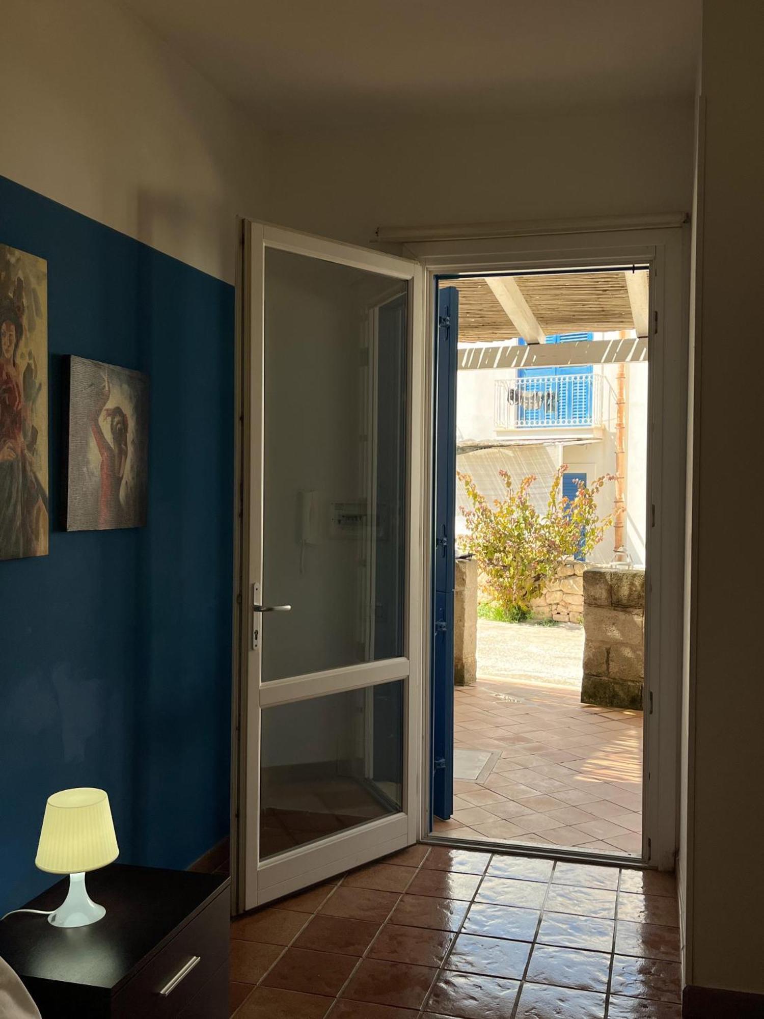 Orsola Apartments Favignana Zimmer foto